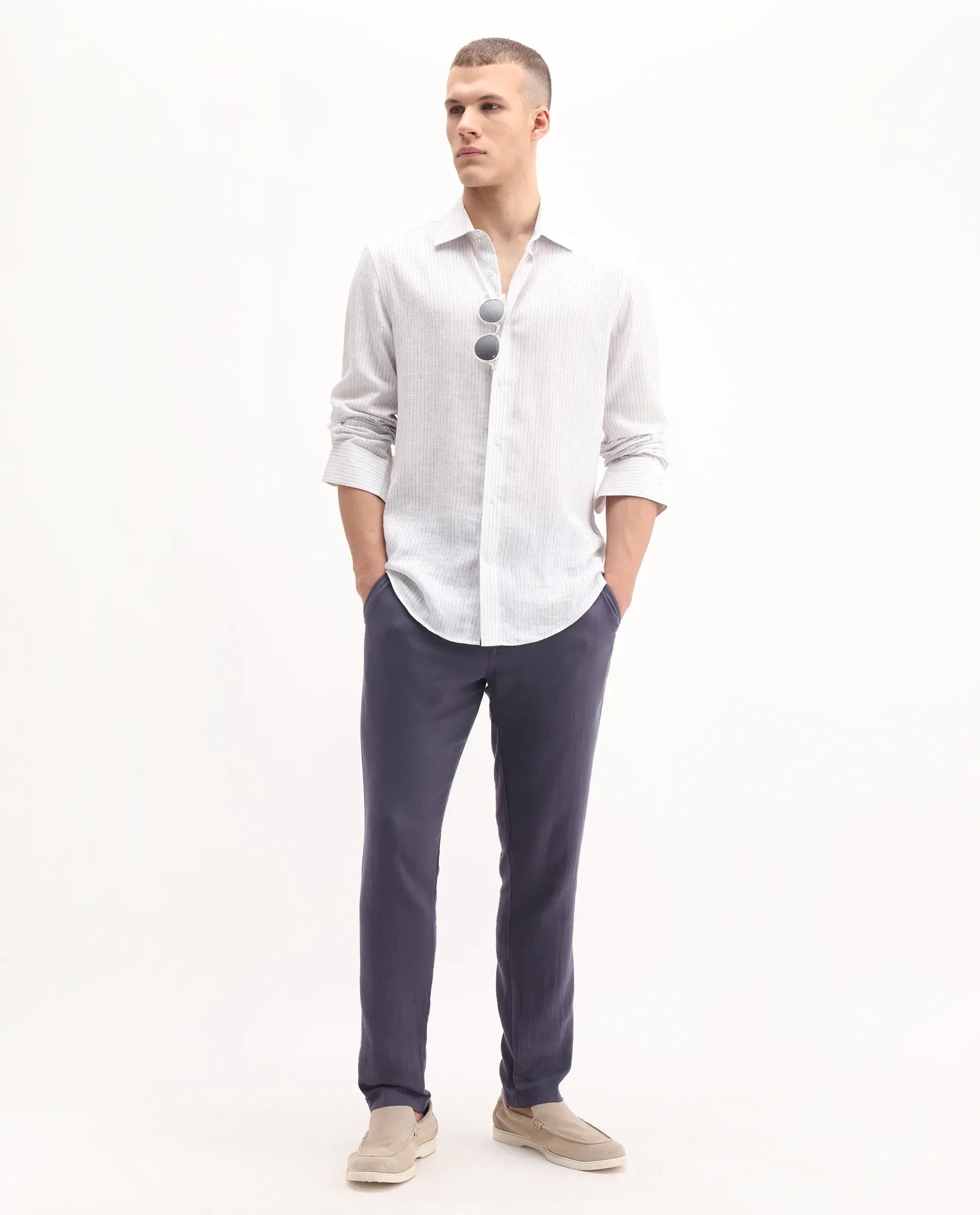 Rare Rabbit Men's Pastor 2 Dusky Purple Cotton Plain Regular Fit Trouser