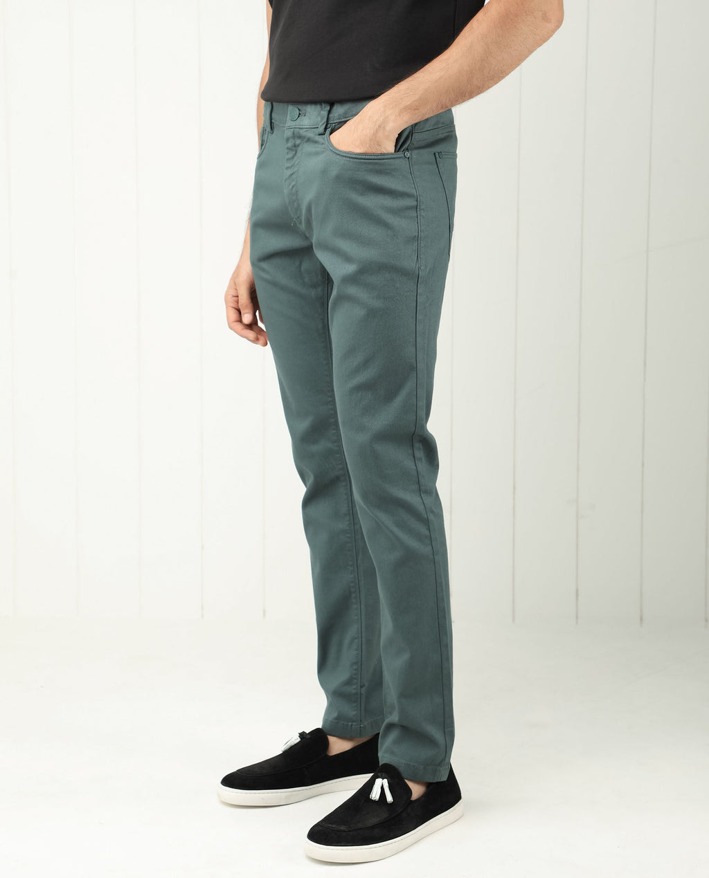 Rare Rabbit Men's Poke Dusky Green Cotton Plain Regular Fit Trouser