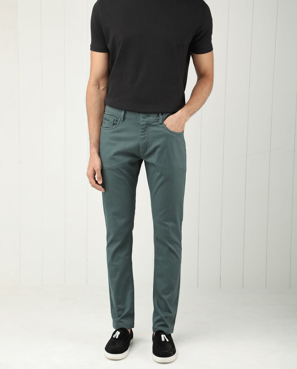 Rare Rabbit Men's Poke Dusky Green Cotton Plain Regular Fit Trouser