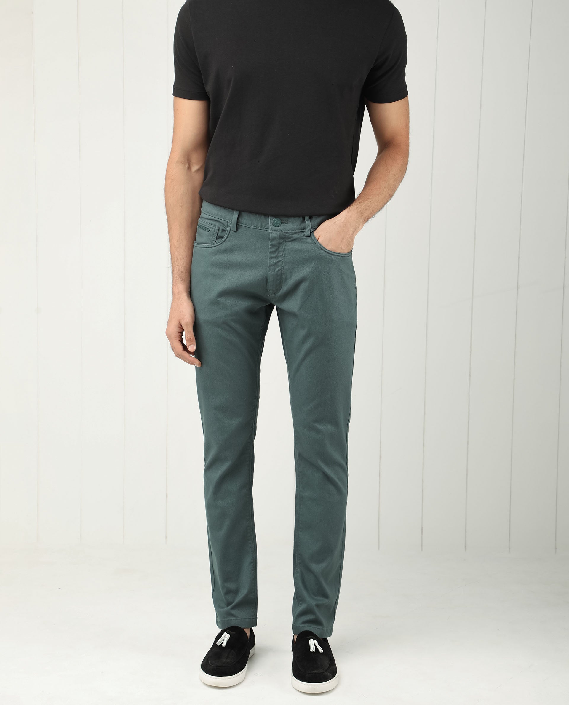 Rare Rabbit Men's Poke Dusky Green Cotton Plain Regular Fit Trouser