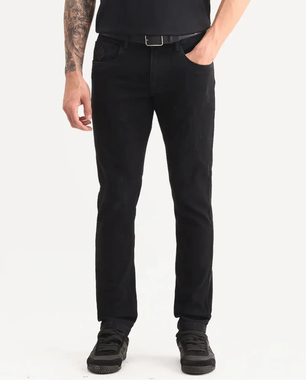 Rare Rabbit Men's Astra Bh Black Cotton Blend Fabric Shank And Zipper Hawk Slim Plain Jeans