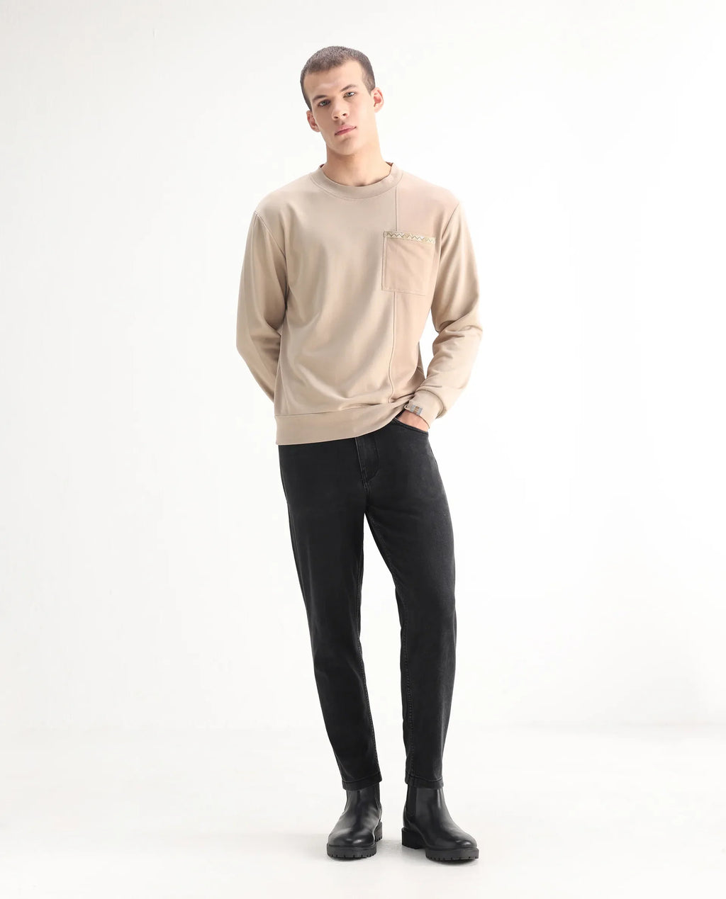 Rare Rabbit Men's Sam Black Cotton Plain Kurt Carrot Fit Jeans