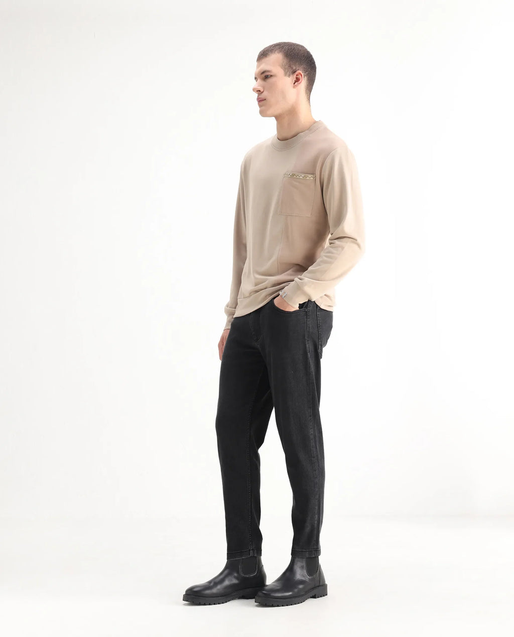 Rare Rabbit Men's Sam Black Cotton Plain Kurt Carrot Fit Jeans