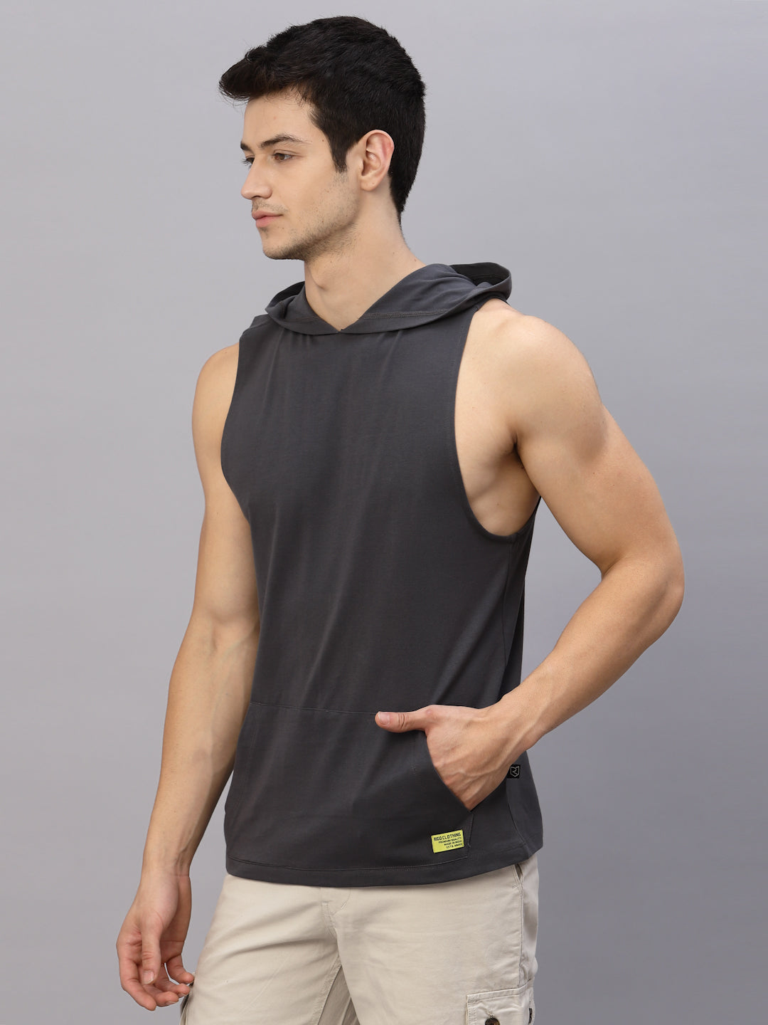 Men Grey Sleeveless T-Shirt
