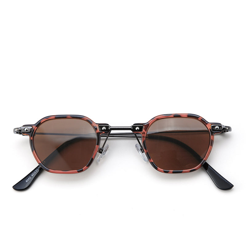 Classic Slim Edge Shades - Brown
