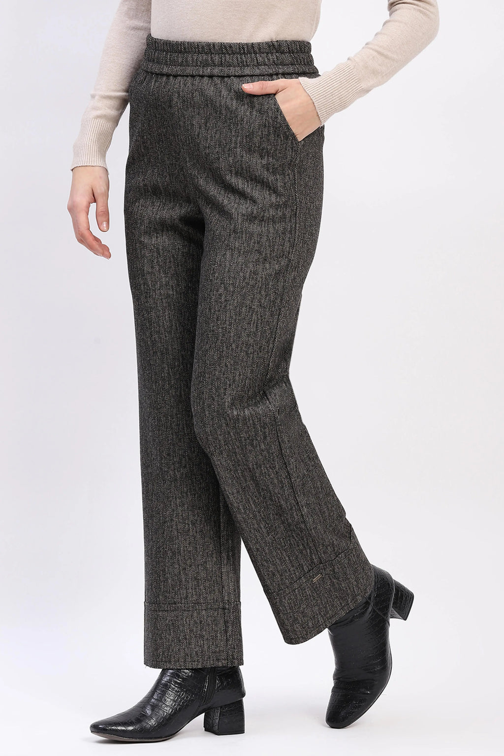 Pinstripe Chevron Winter Lower