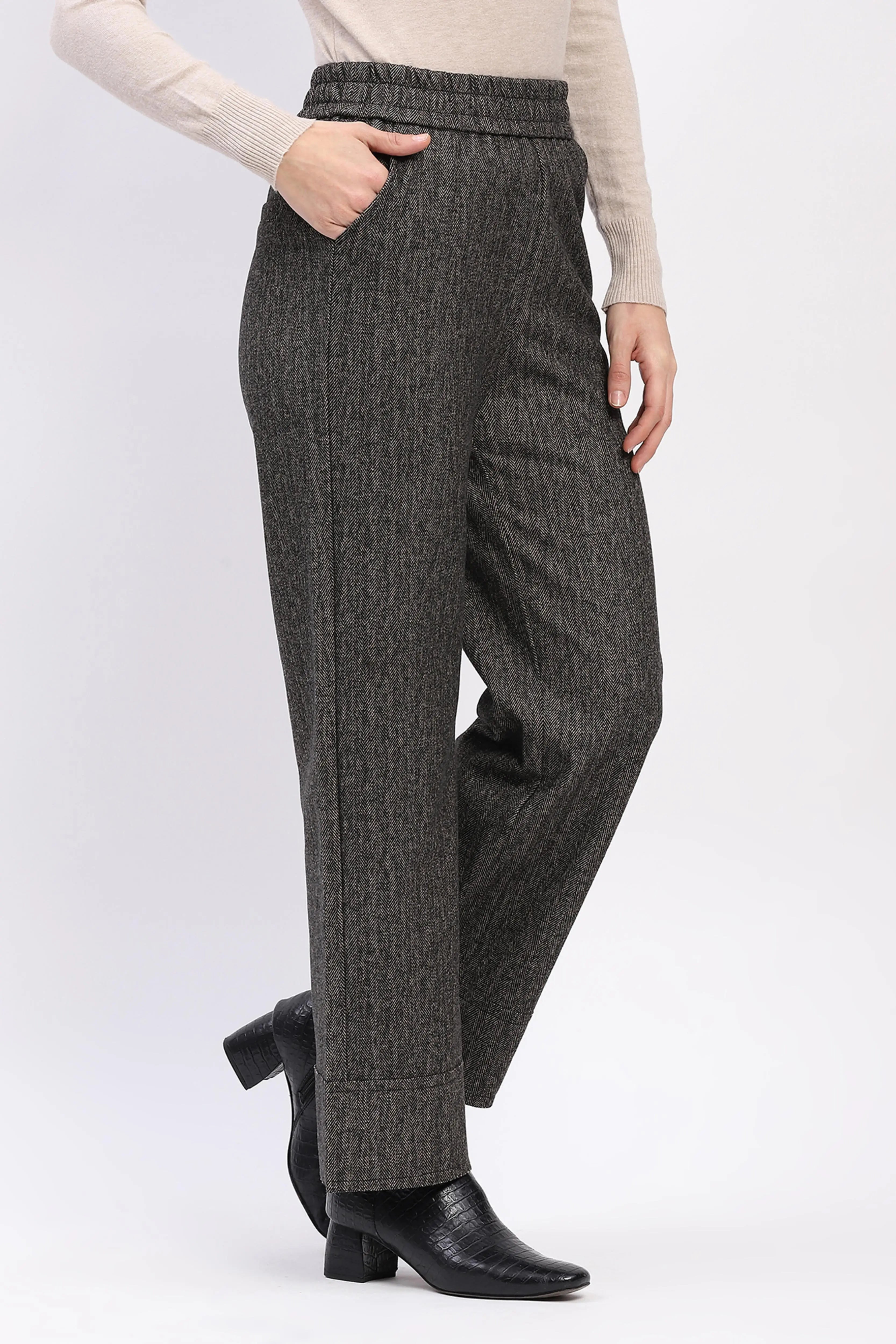 Pinstripe Chevron Winter Lower