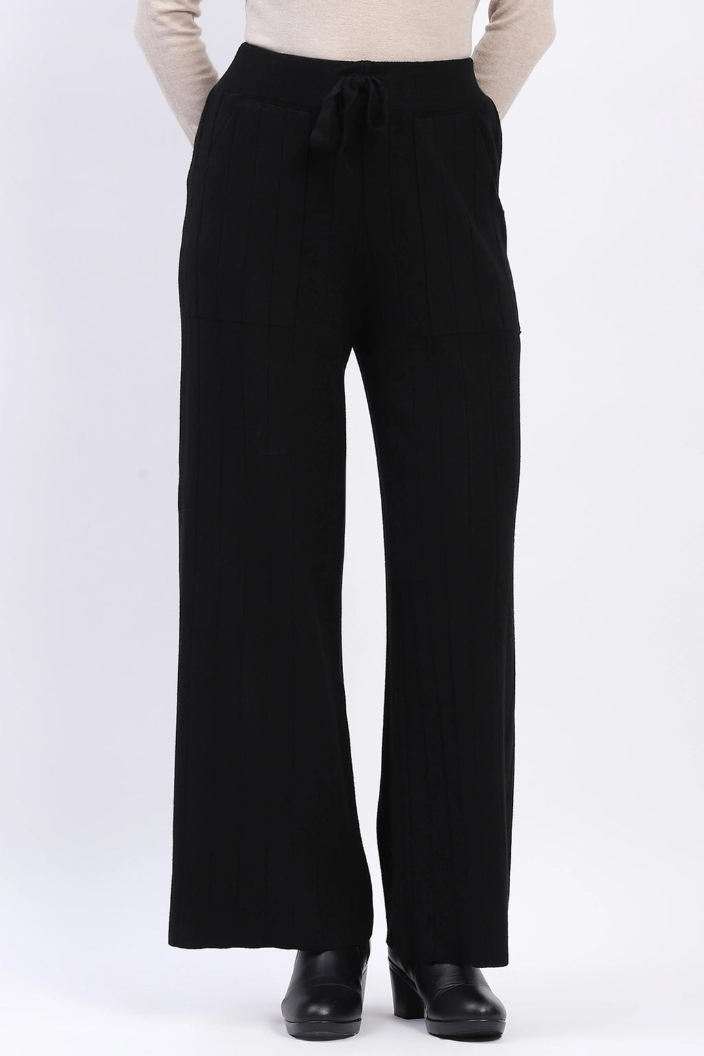 Effortless Winter Knit Pants