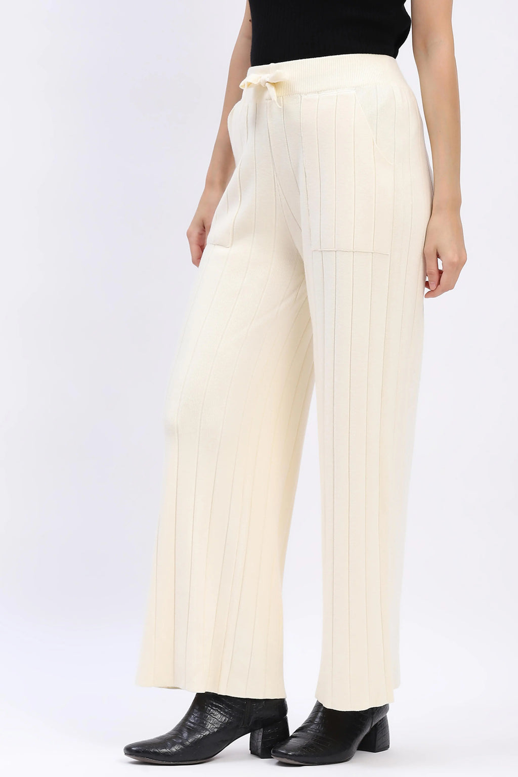 Effortless Winter Knit Pants