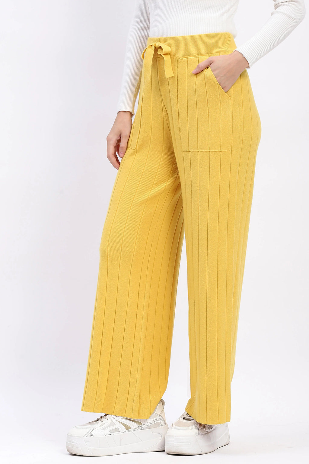 Effortless Winter Knit Pants