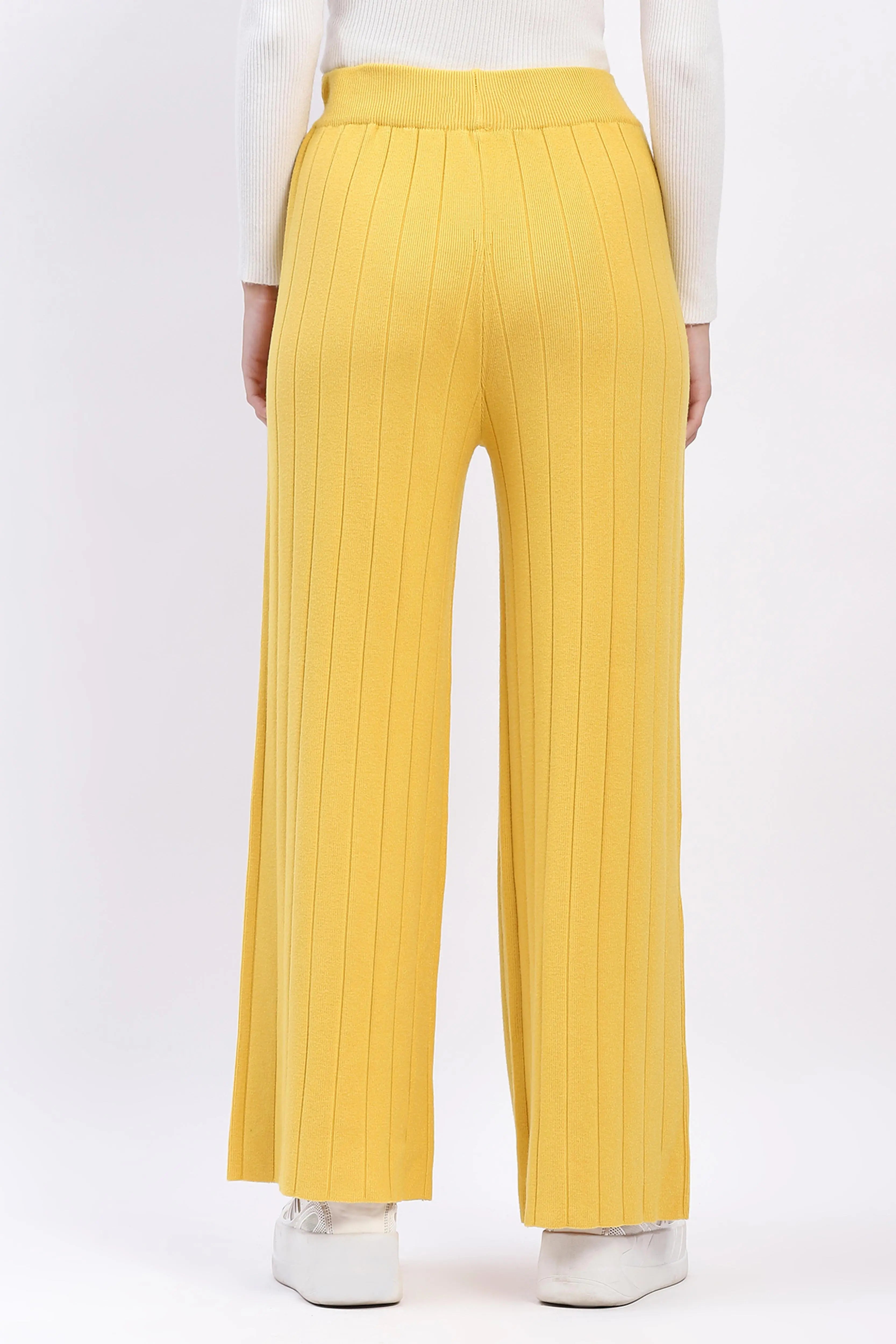 Effortless Winter Knit Pants