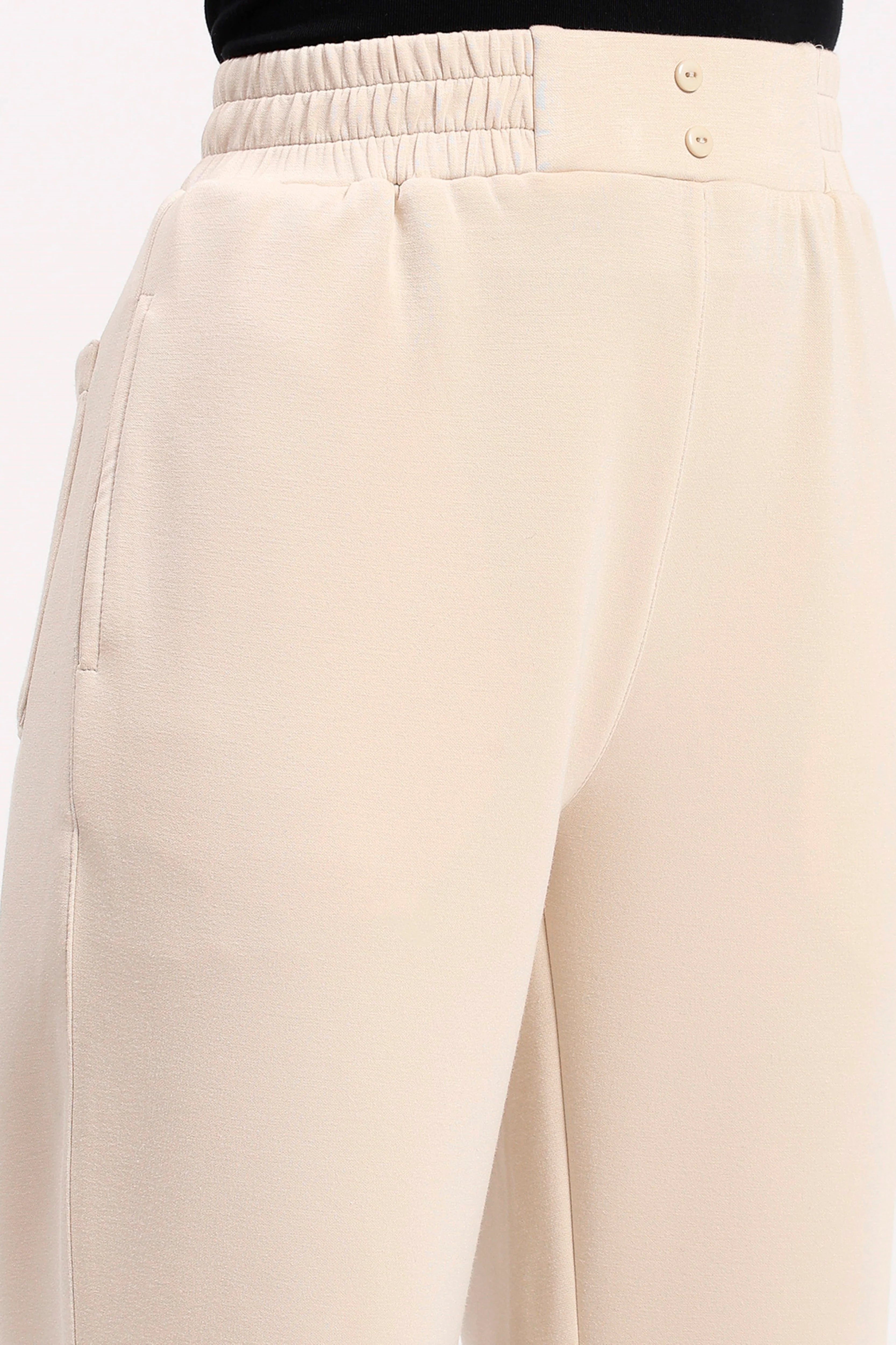 Off-White Straight Fit Lower