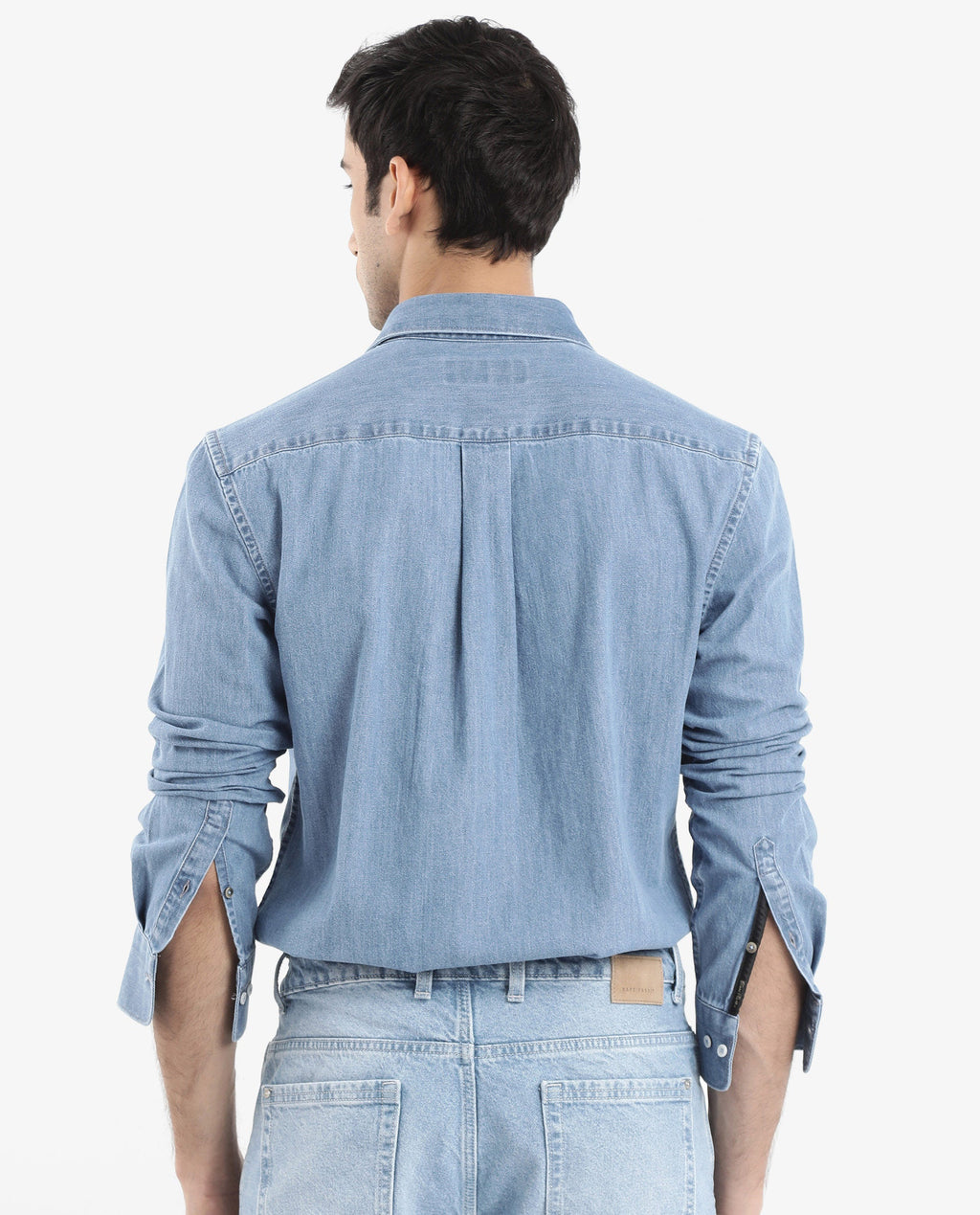 Rare Rabbit Men's Storm Light Blue Cotton Plain Regular Fit Full Sleeve Collared Denim Shirt