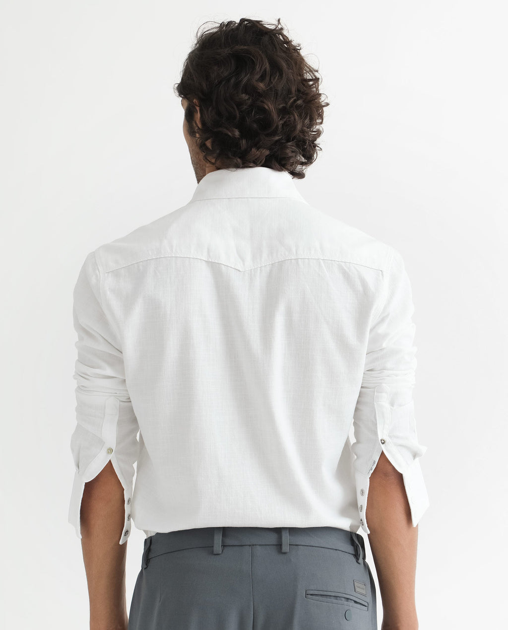 Rare Rabbit Men's Taison White Cotton Plain Regular Fit Full Sleeve Spread Collar Shirt