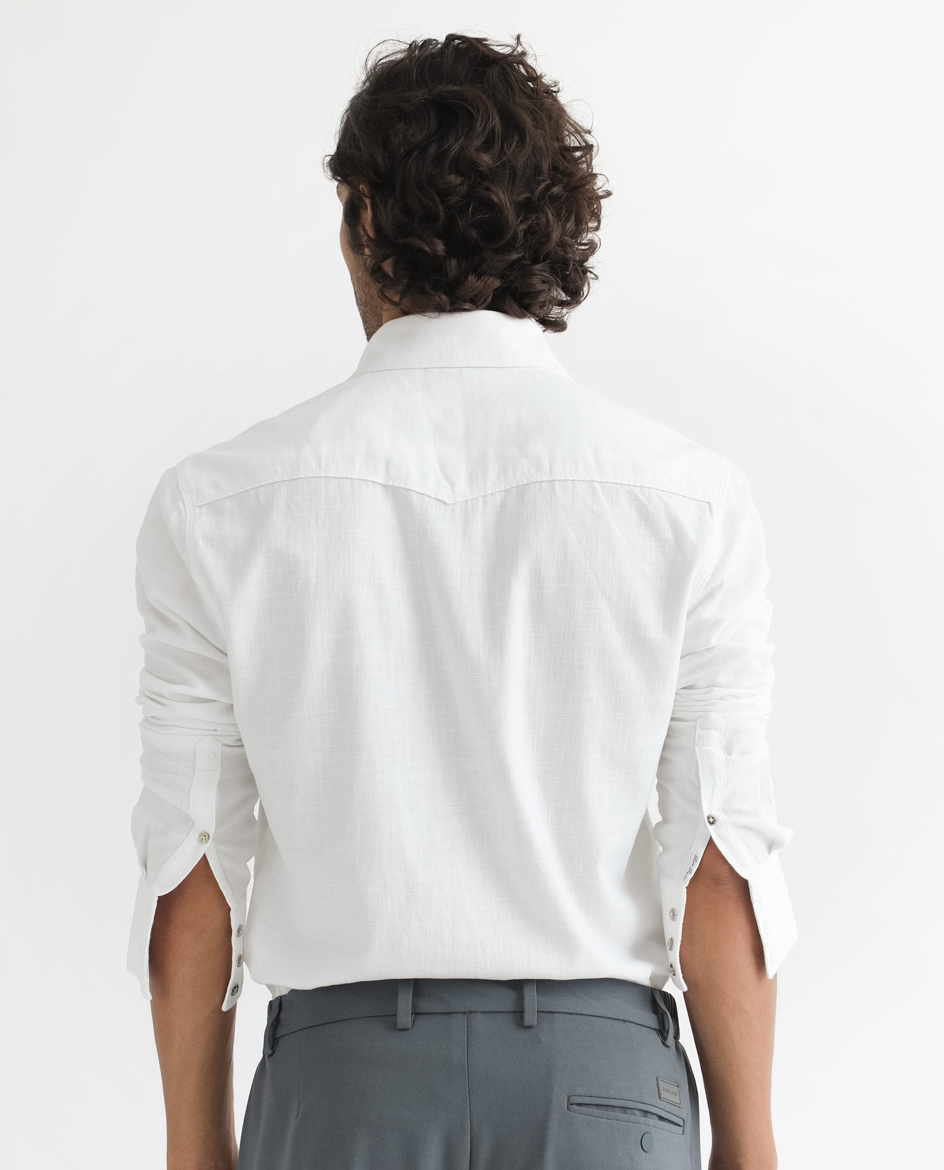 Rare Rabbit Men's Taison White Cotton Plain Regular Fit Full Sleeve Spread Collar Shirt