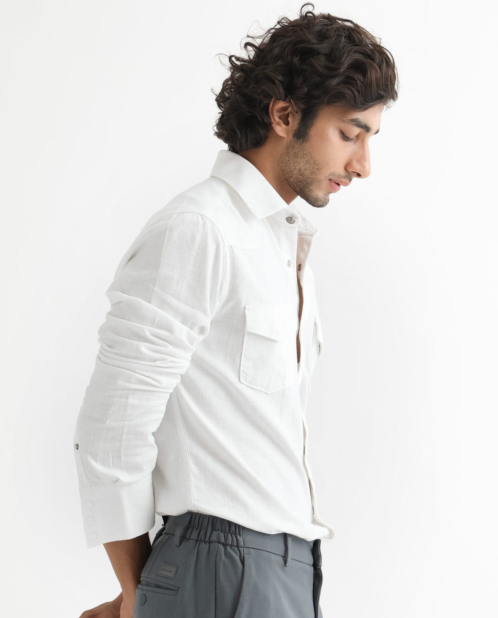 Rare Rabbit Men's Taison White Cotton Plain Regular Fit Full Sleeve Spread Collar Shirt