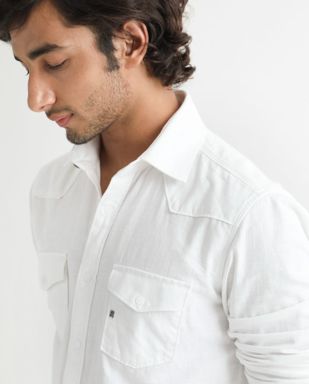 Rare Rabbit Men's Taison White Cotton Plain Regular Fit Full Sleeve Spread Collar Shirt