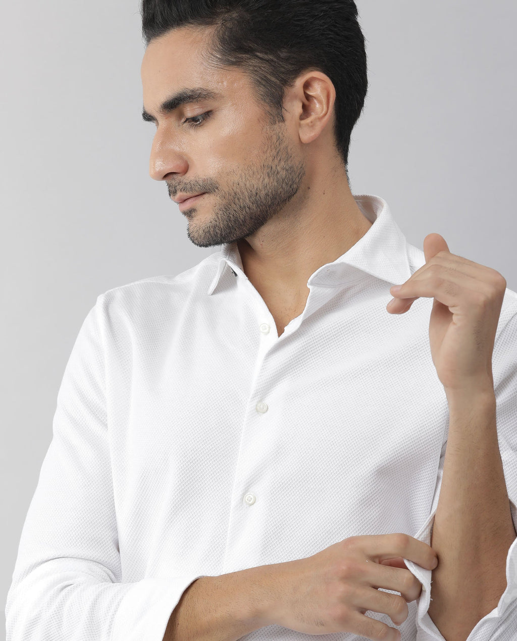Rare Rabbit Men's Venezya White Cotton Plain Regular Fit Full Sleeve Spread Collar Shirt