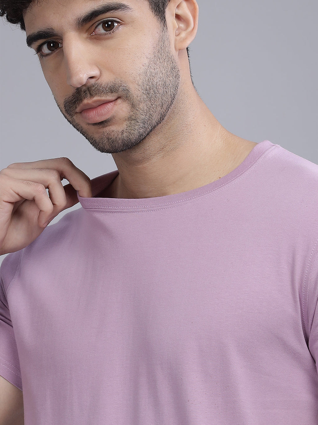 Men Plain Mauve T-Shirt