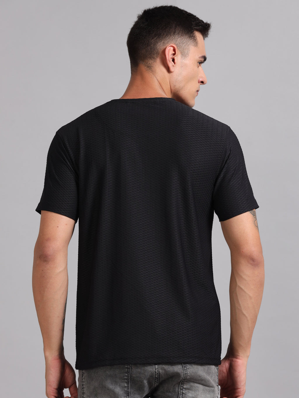 Men Whirl Tex Black T-Shirt