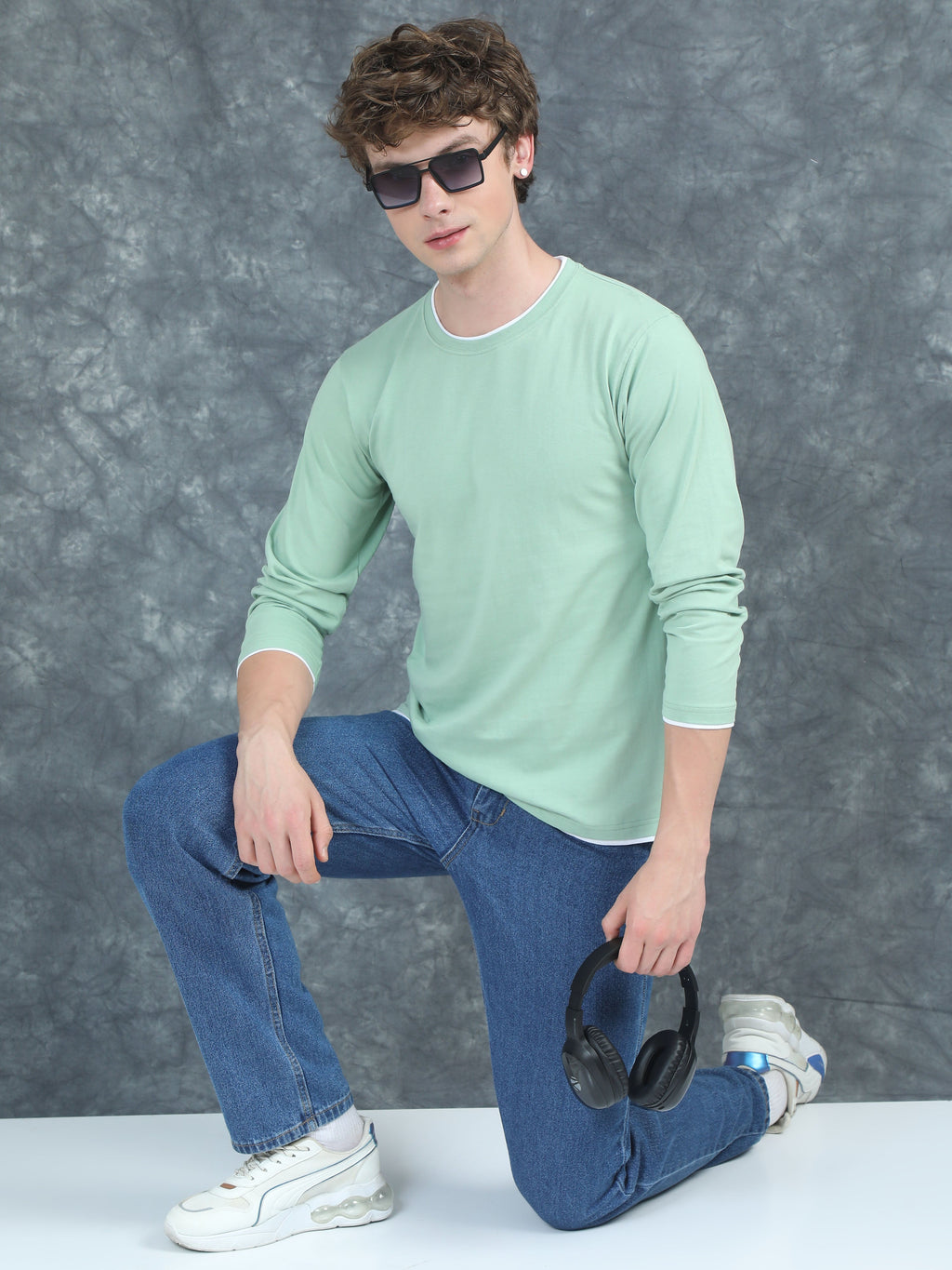 Men Piped Solid Green Full Sleeve T-Shirt