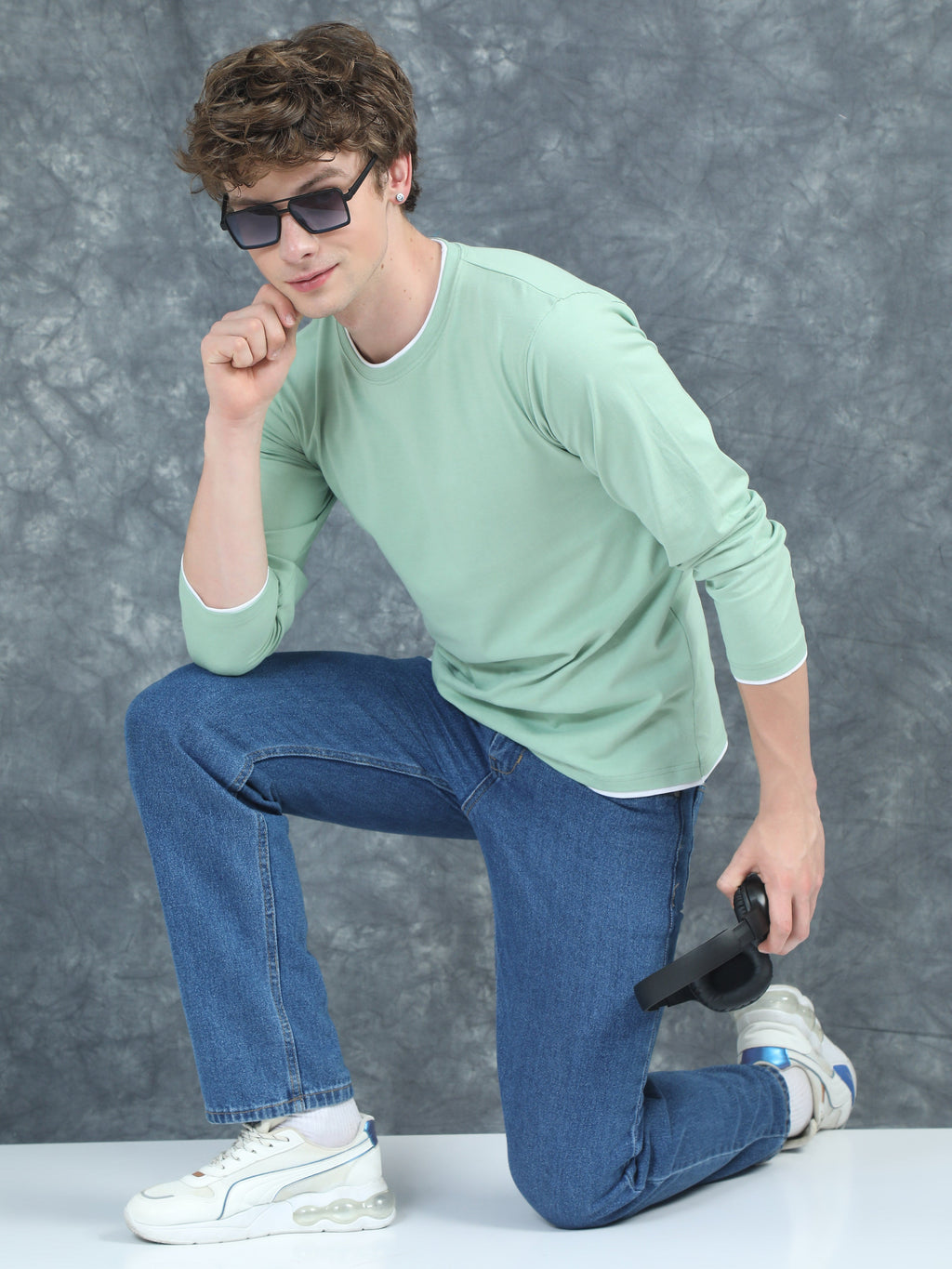Men Piped Solid Green Full Sleeve T-Shirt