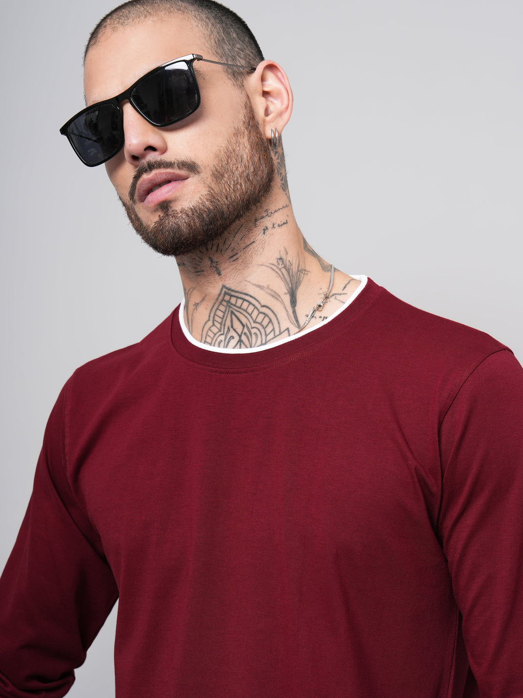 Men Piped Solid Full Sleeve Maroon T-Shirt