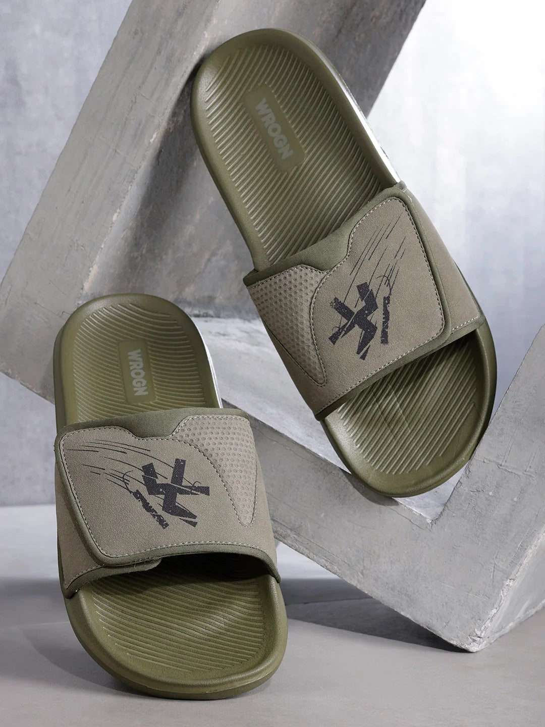 Sliders  |  Commando