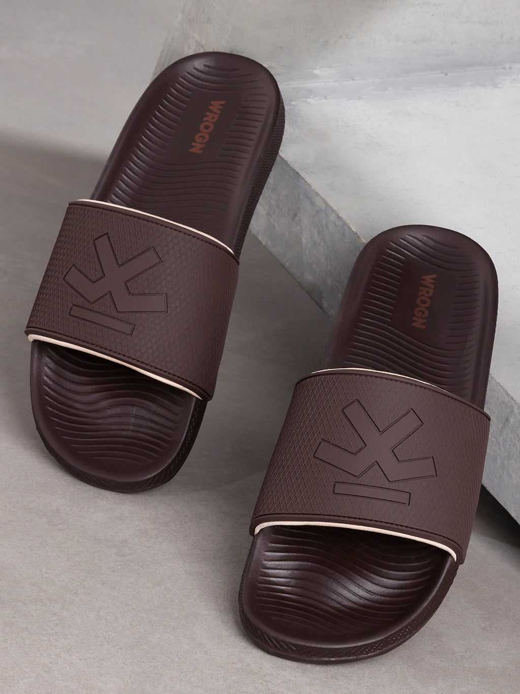 Sliders  |  Brownstone