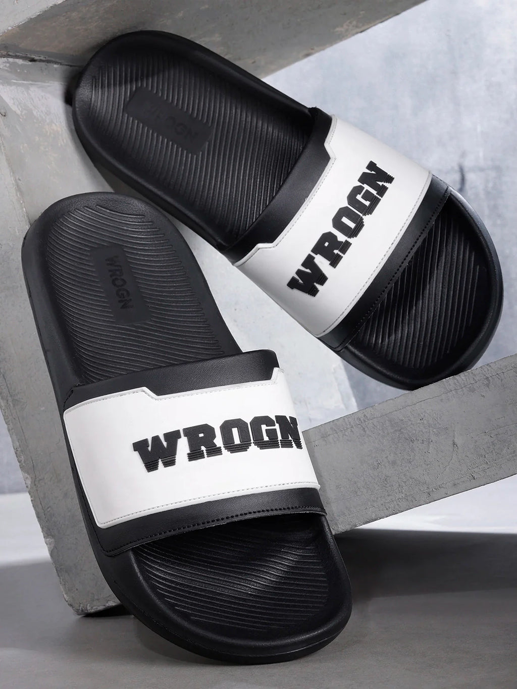 Sliders  |  Midnight Mono