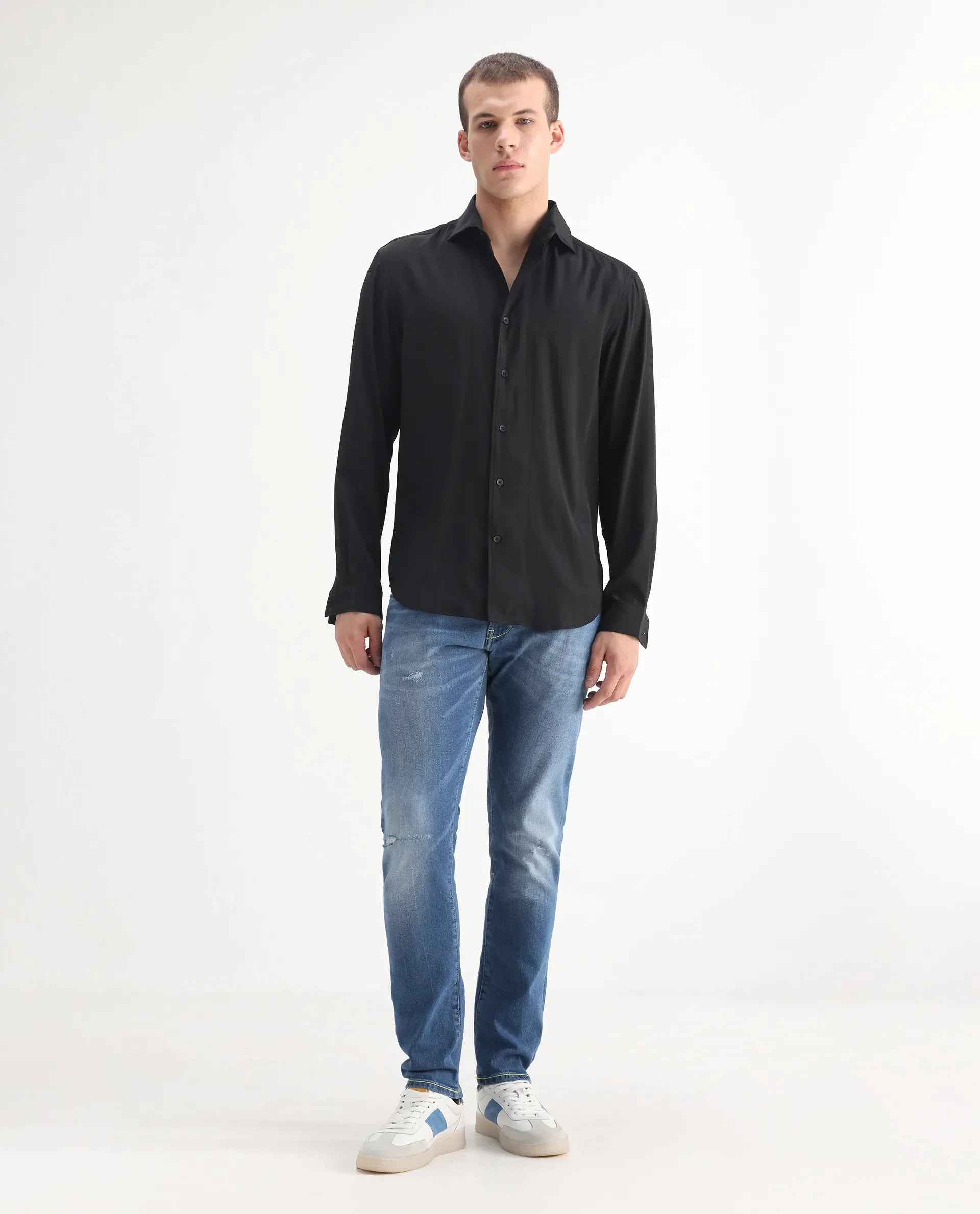 Rare Rabbit Men's Zinon Blue Cotton Blend Plain Hawk Slim Fit Jeans