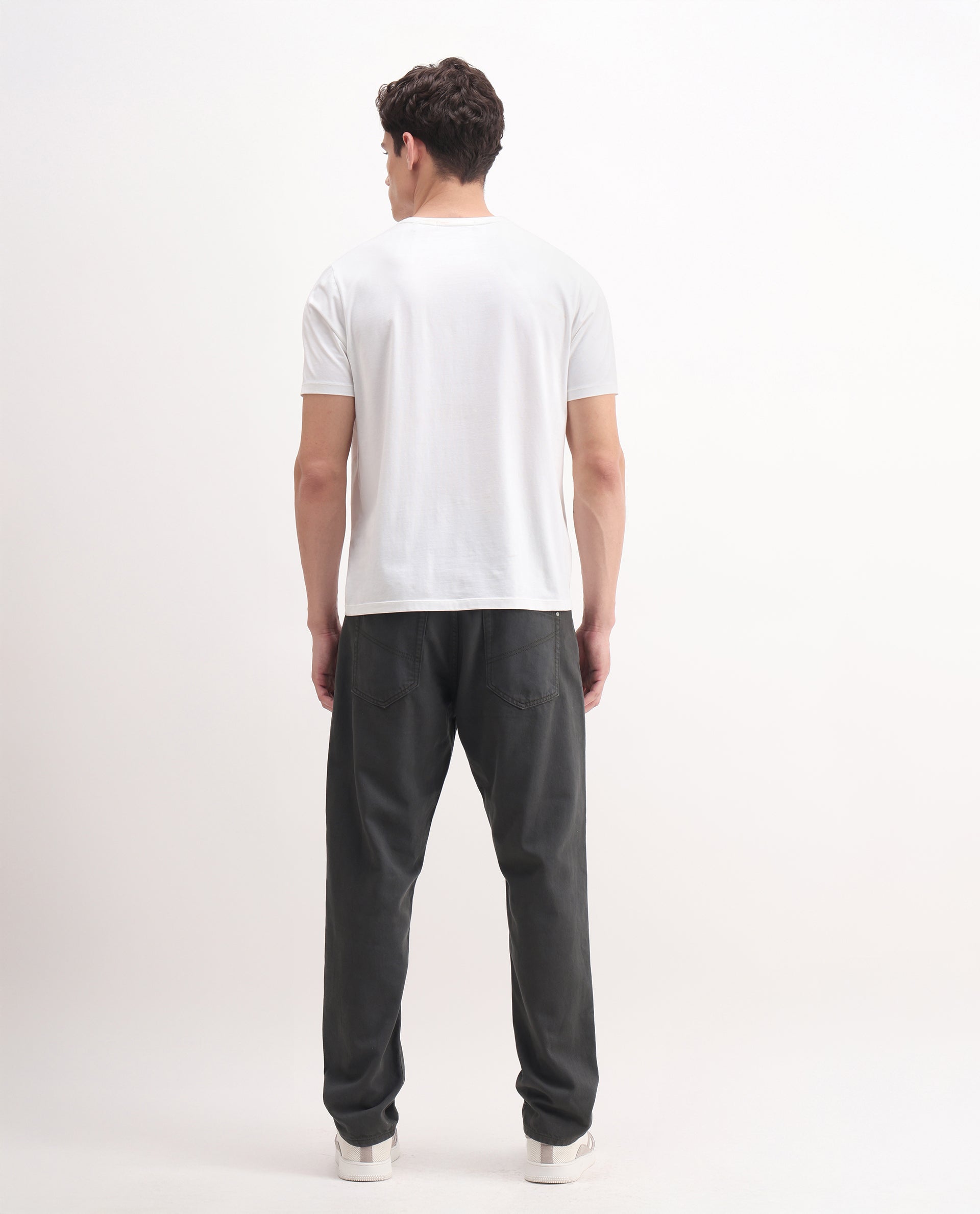 Rare Rabbit Men's Arvi-2 Dark Grey Cotton Blend Plain Dond Carrot Fit Jeans