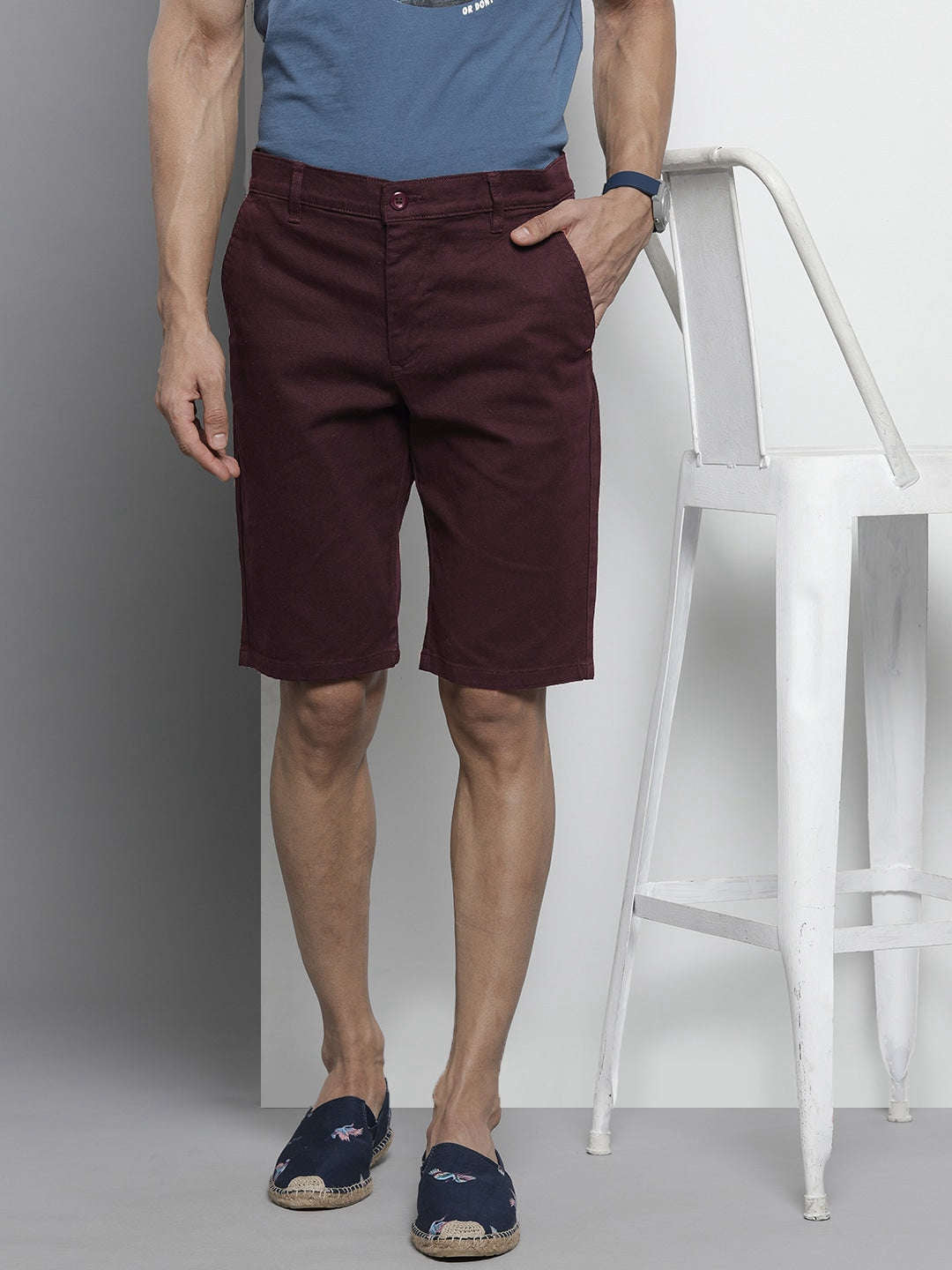 Men's Maroon Slim Fit Solid Casual Shorts