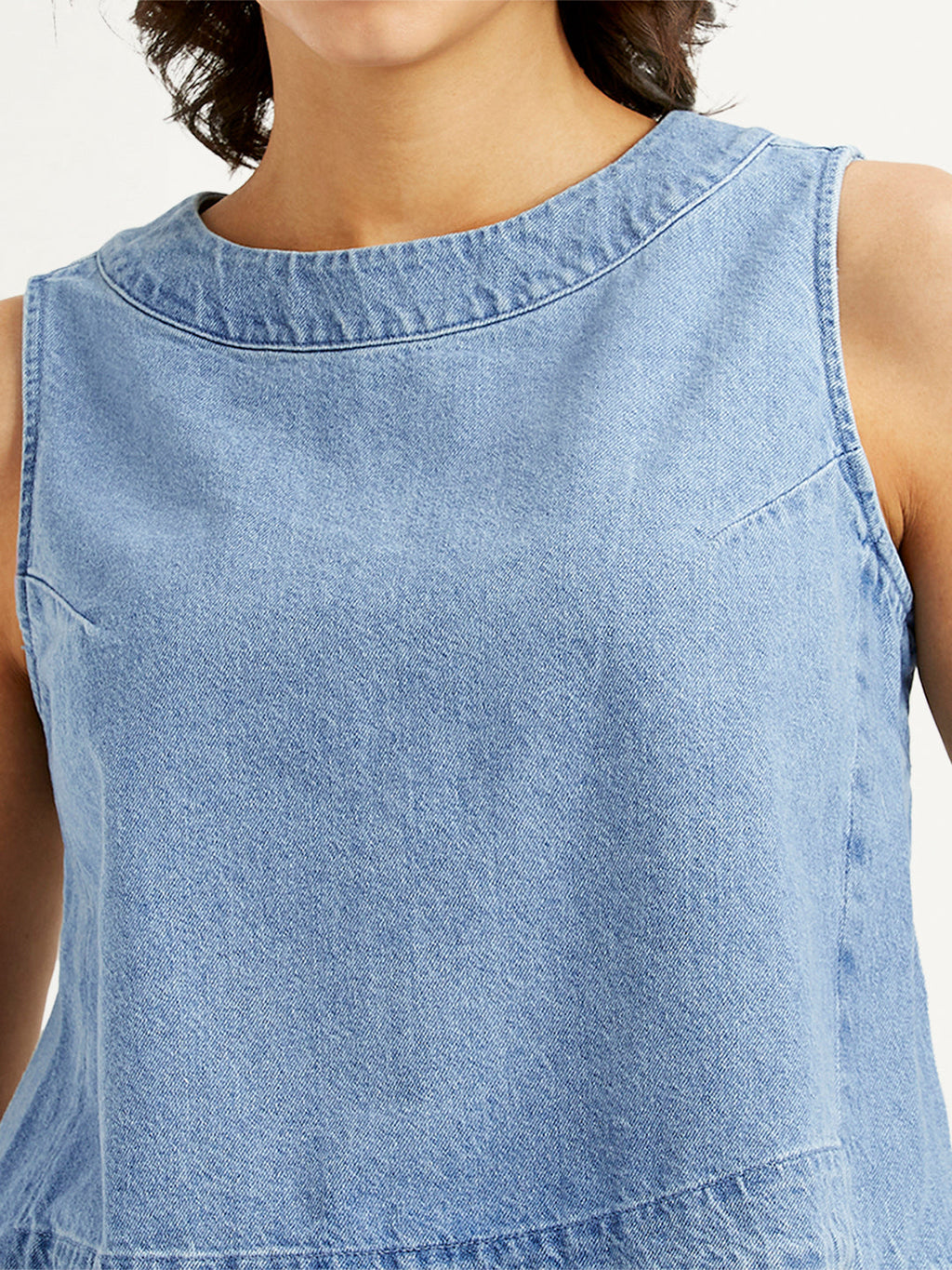 Women's Solid Light Blue Round Neck Denim Crop Top