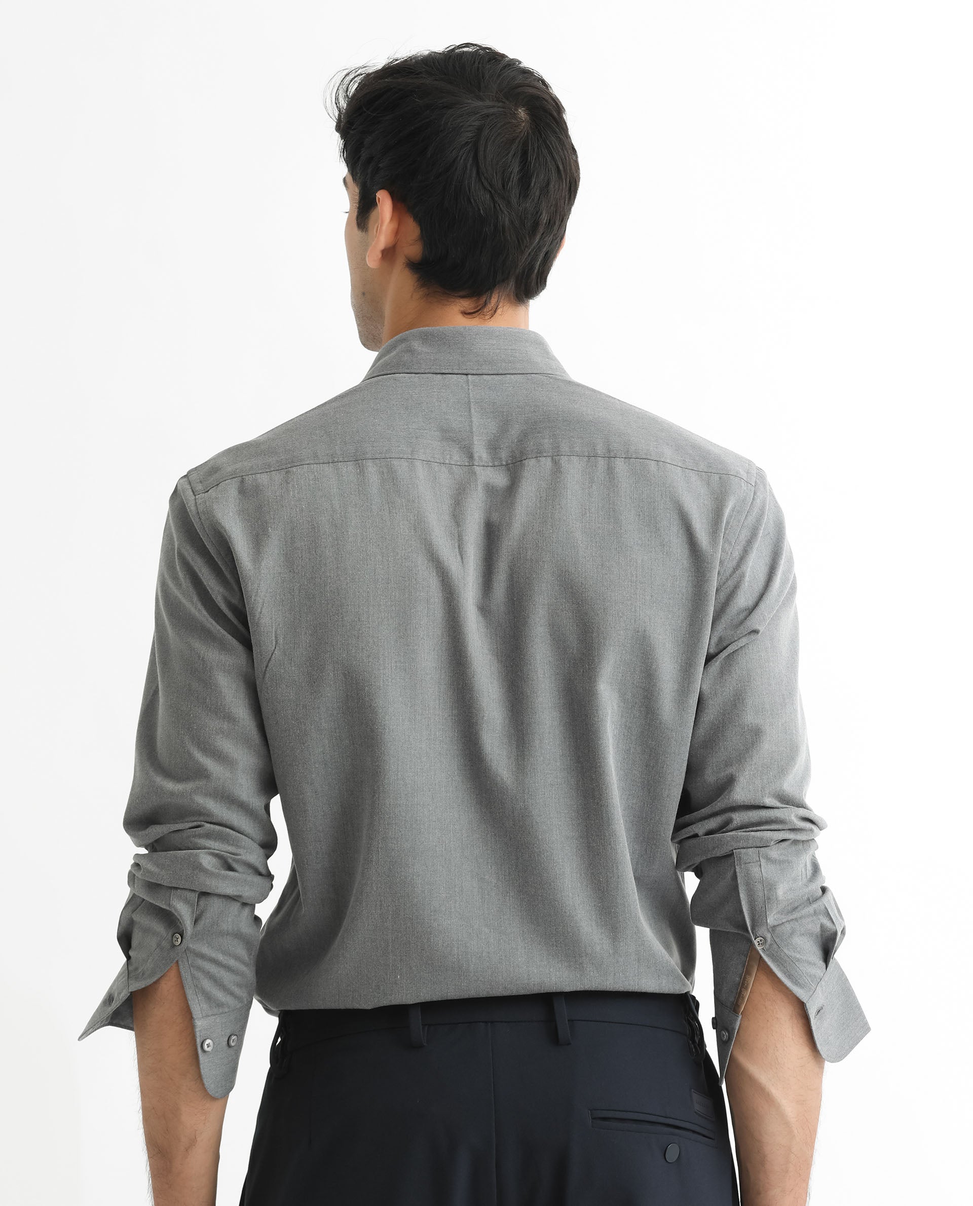 Rare Rabbit Men's Gunjan Navy Cotton Plain Regular Fit Full Sleeve Collared Shirt