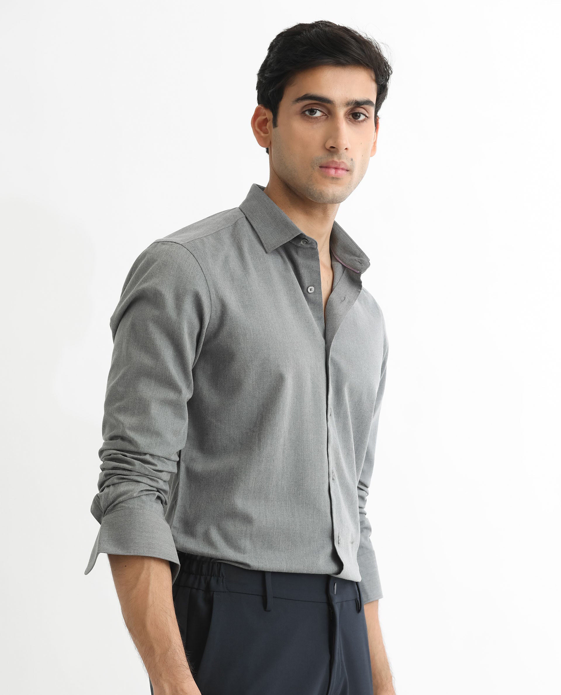 Rare Rabbit Men's Gunjan Navy Cotton Plain Regular Fit Full Sleeve Collared Shirt