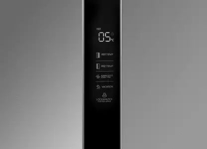 Midea 584 L Frost Free Side by Side Refrigerator (MRFS5920SSLF)