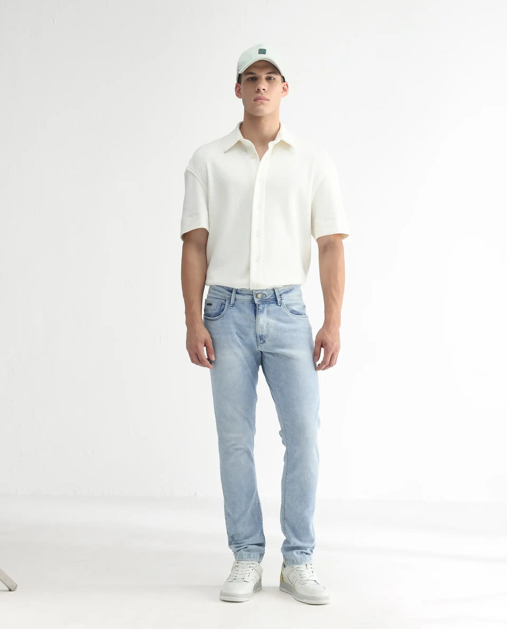 Rare Rabbit Men's Roune Light Blue Cotton Plain Hawk Slim Fit Jeans