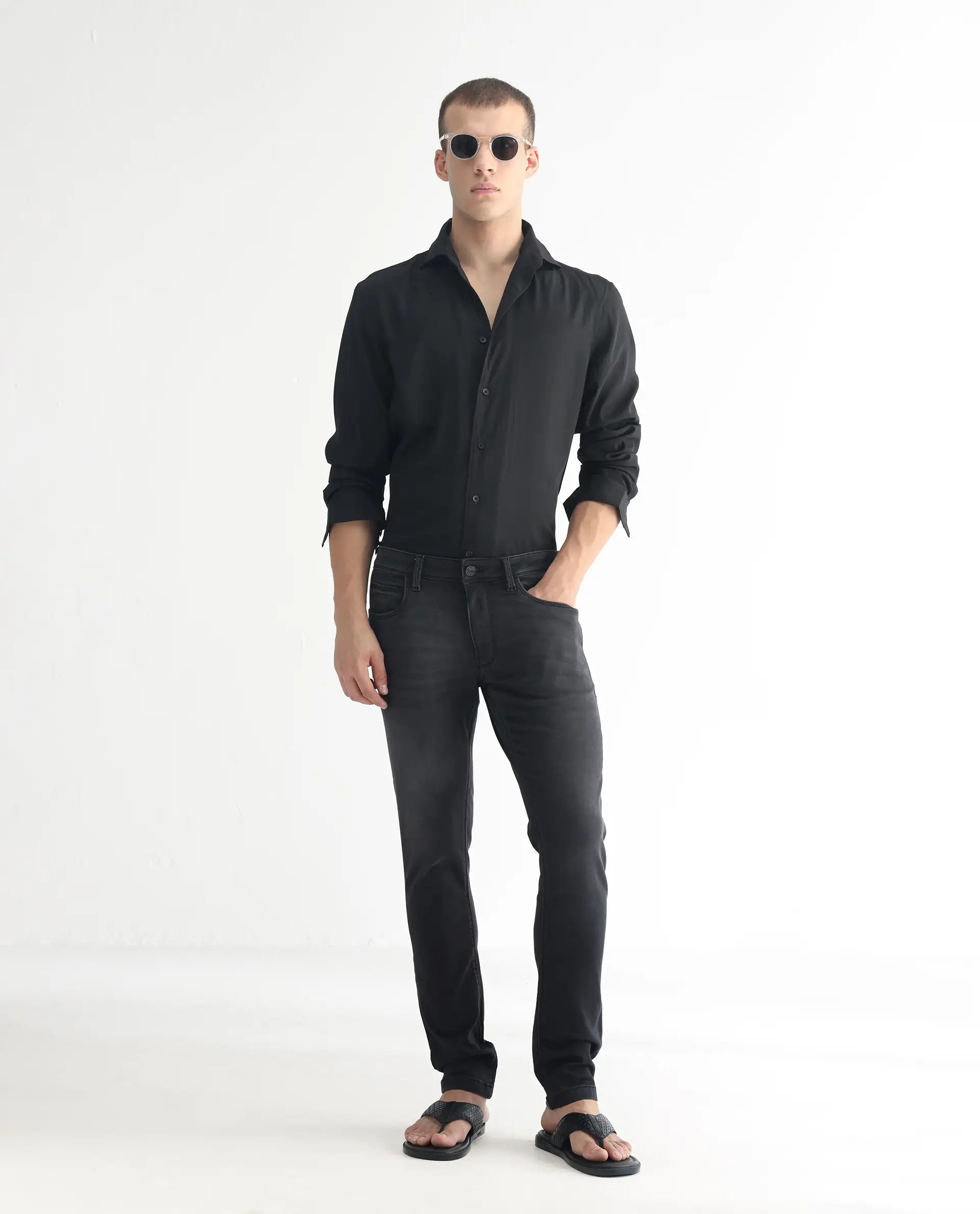 Rare Rabbit Men's Tours Black Cotton Plain Hawk Slim Fit Jeans