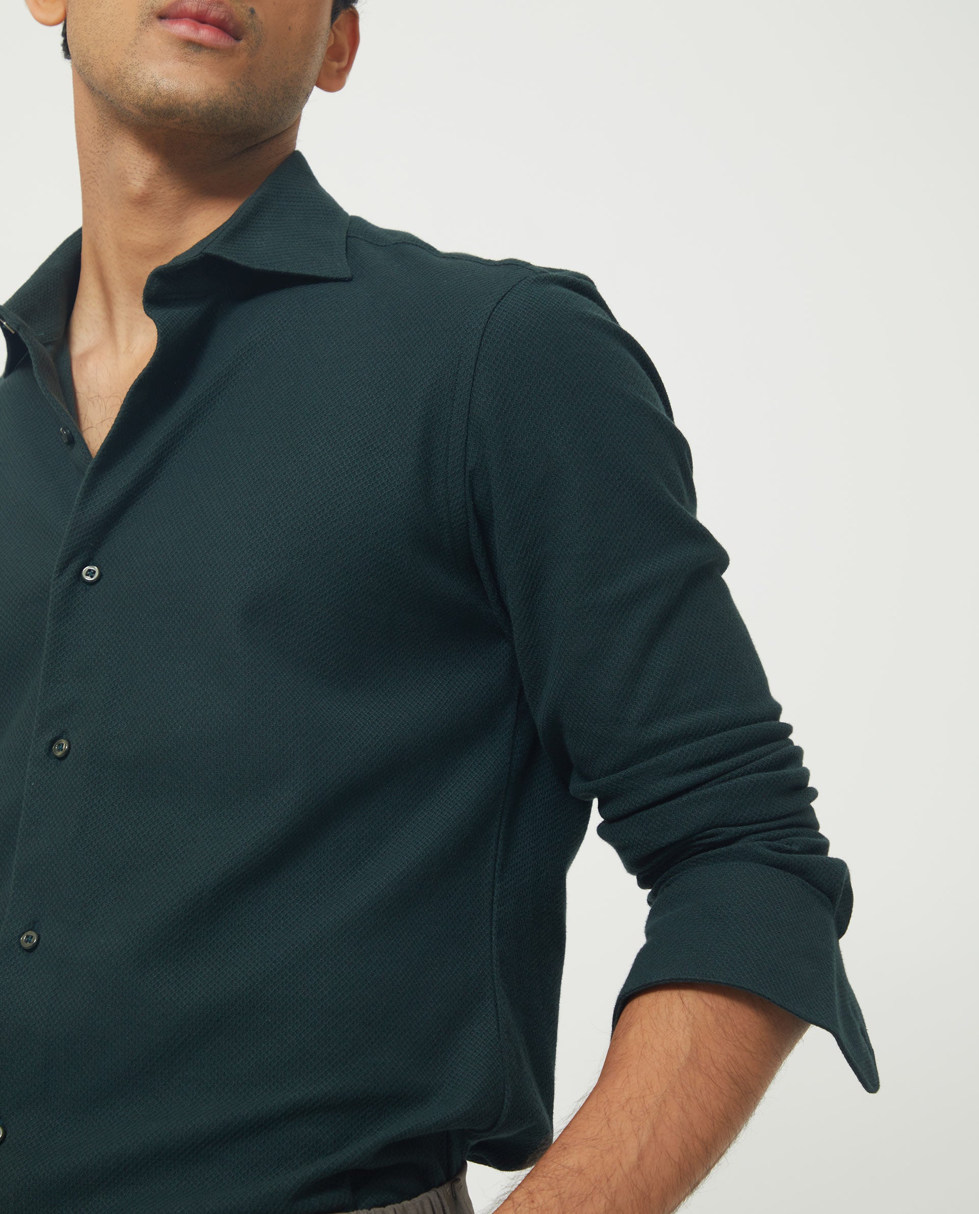 Rare Rabbit Men's Venziya Dark Green Cotton Plain Regular Fit Full Sleeve Collared Shirt