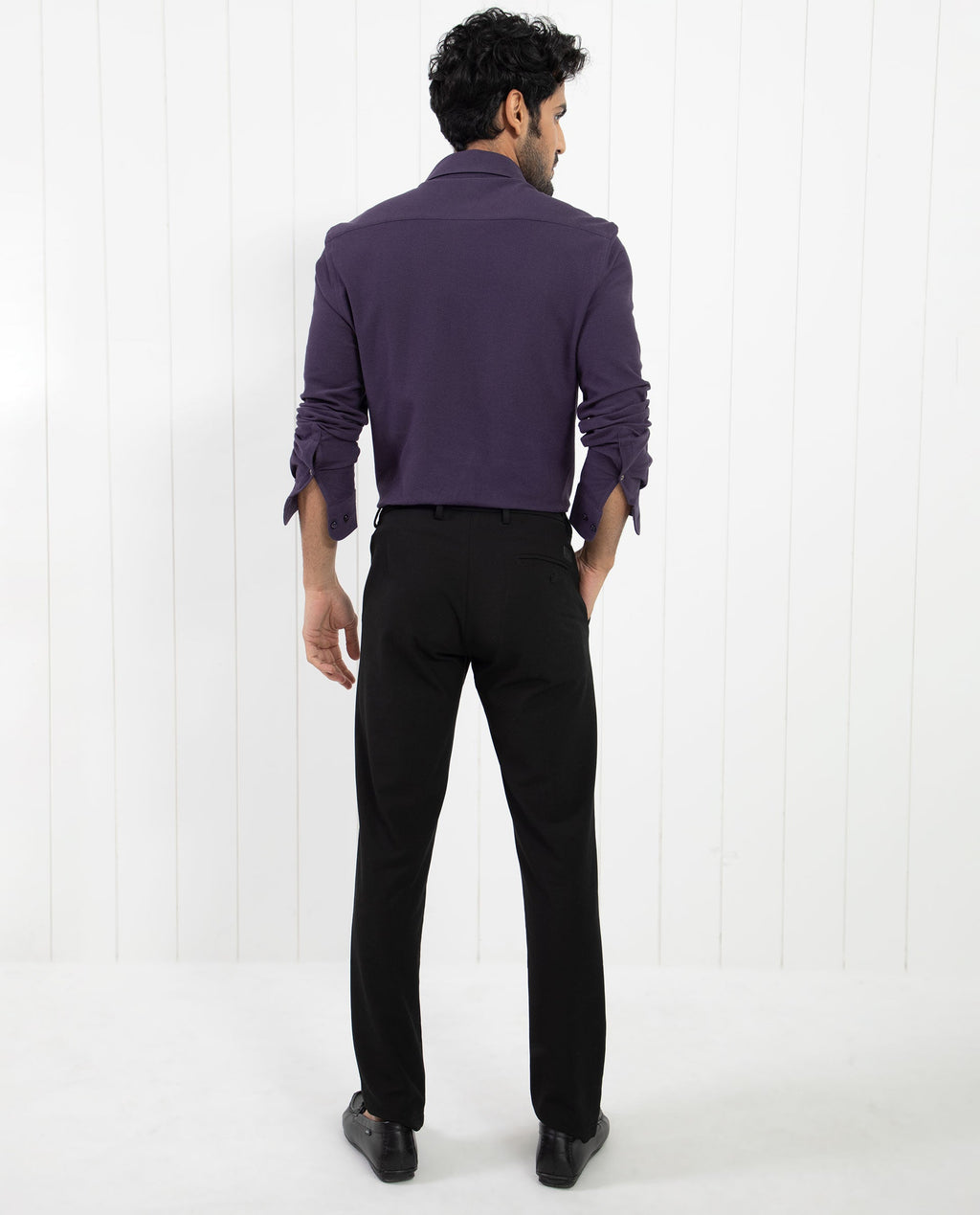 Rare Rabbit Men's Venziya Dark Purple Cotton Plain Regular Fit Full Sleeve Collared Shirt